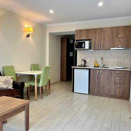 Batumi Orbi Beach Tower Екстериор снимка