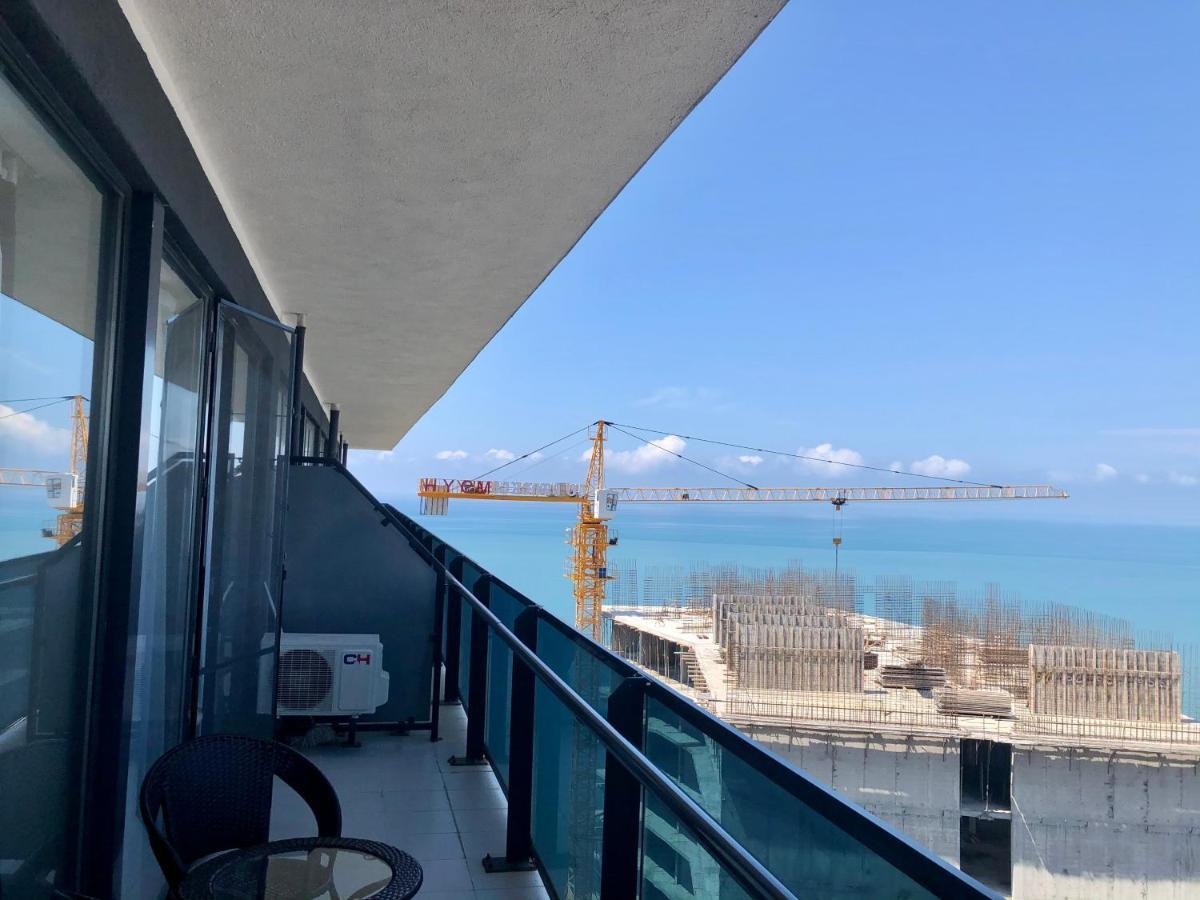 Batumi Orbi Beach Tower Екстериор снимка