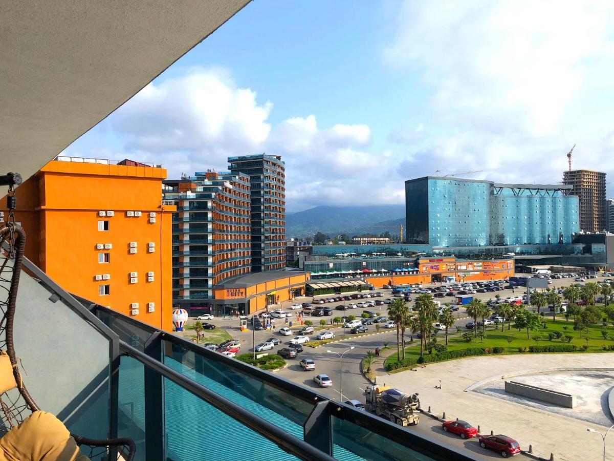 Batumi Orbi Beach Tower Екстериор снимка