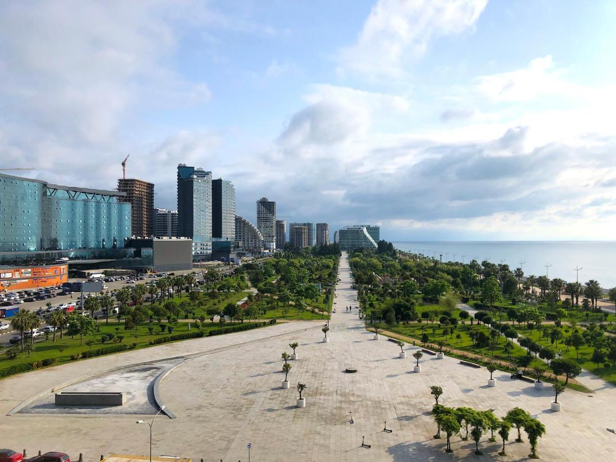 Batumi Orbi Beach Tower Екстериор снимка