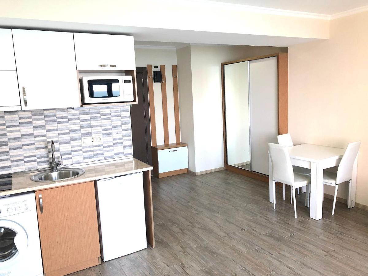Batumi Orbi Beach Tower Екстериор снимка