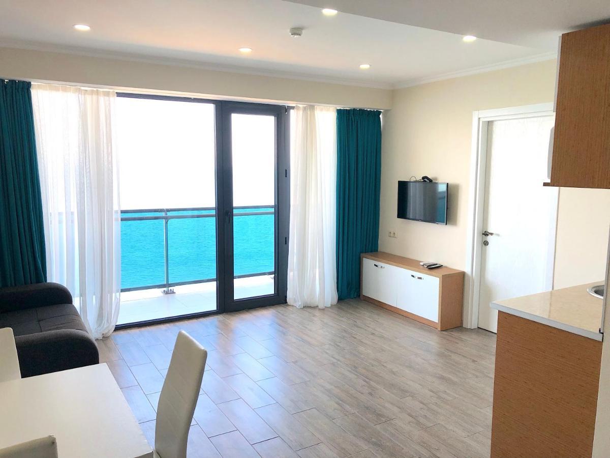 Batumi Orbi Beach Tower Екстериор снимка