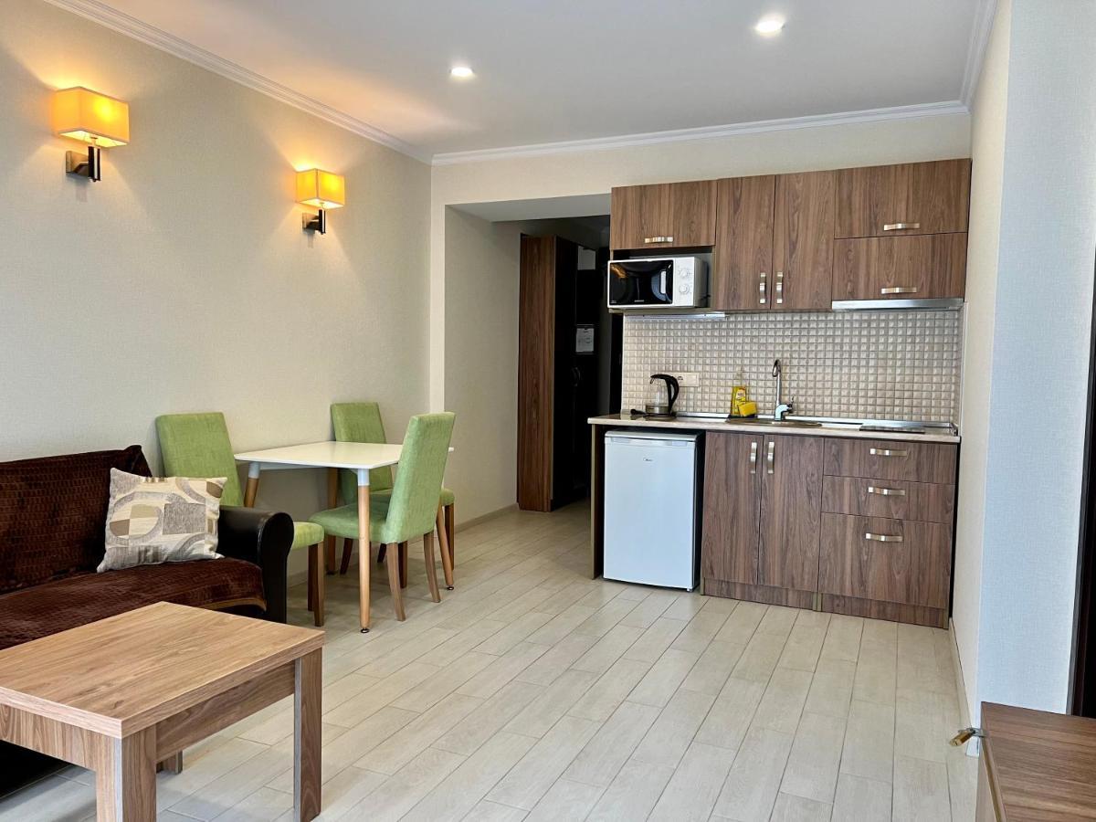 Batumi Orbi Beach Tower Екстериор снимка