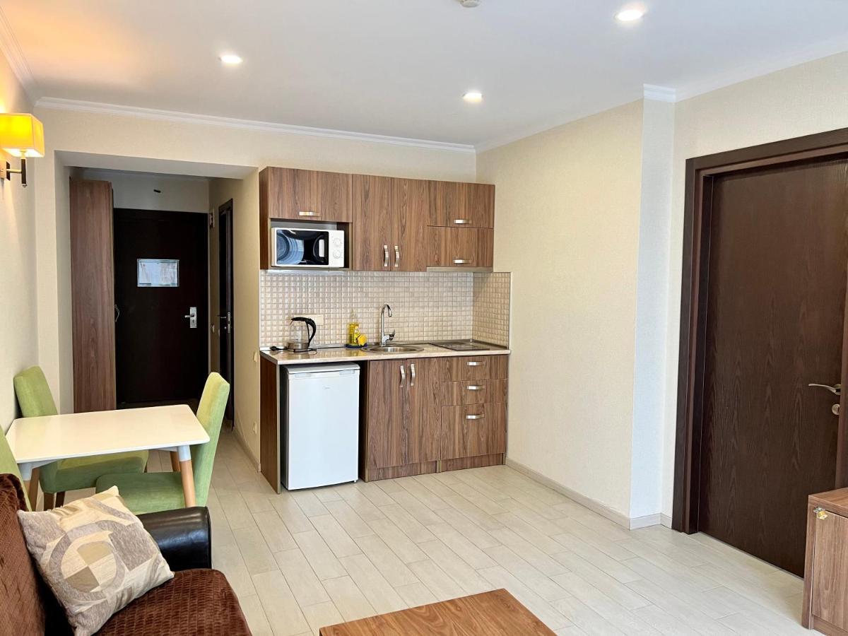 Batumi Orbi Beach Tower Екстериор снимка
