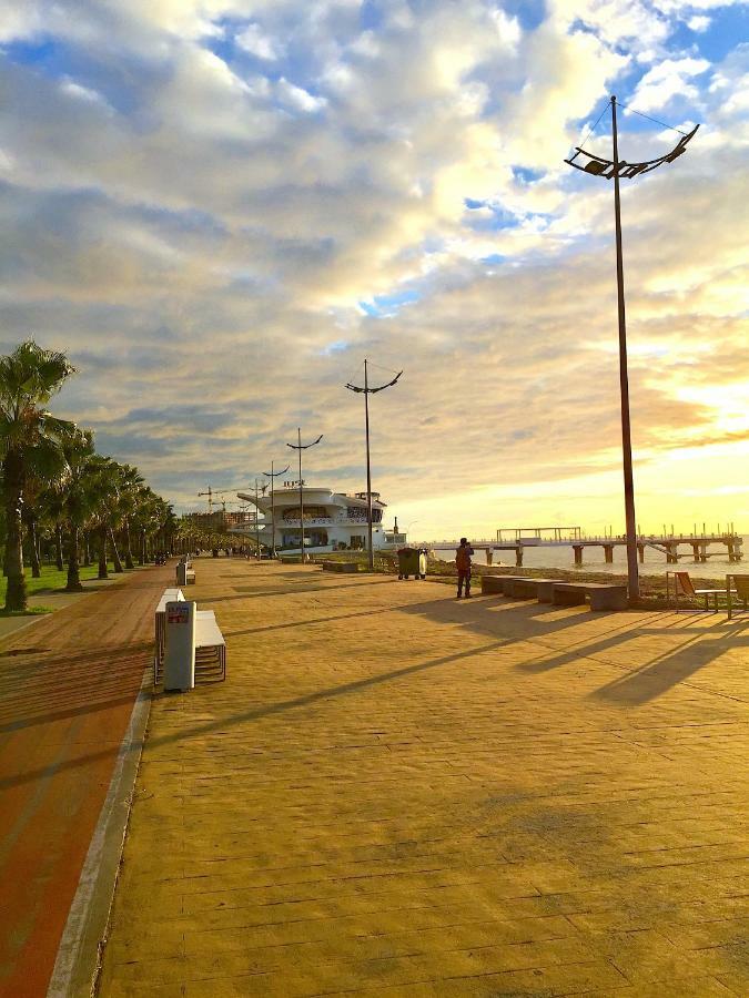 Batumi Orbi Beach Tower Екстериор снимка