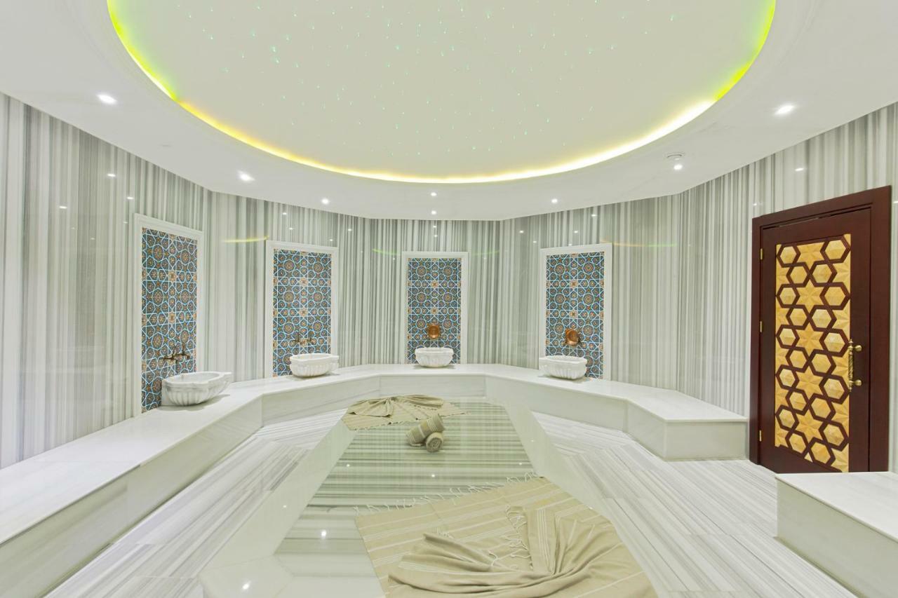 Batumi Orbi Beach Tower Екстериор снимка