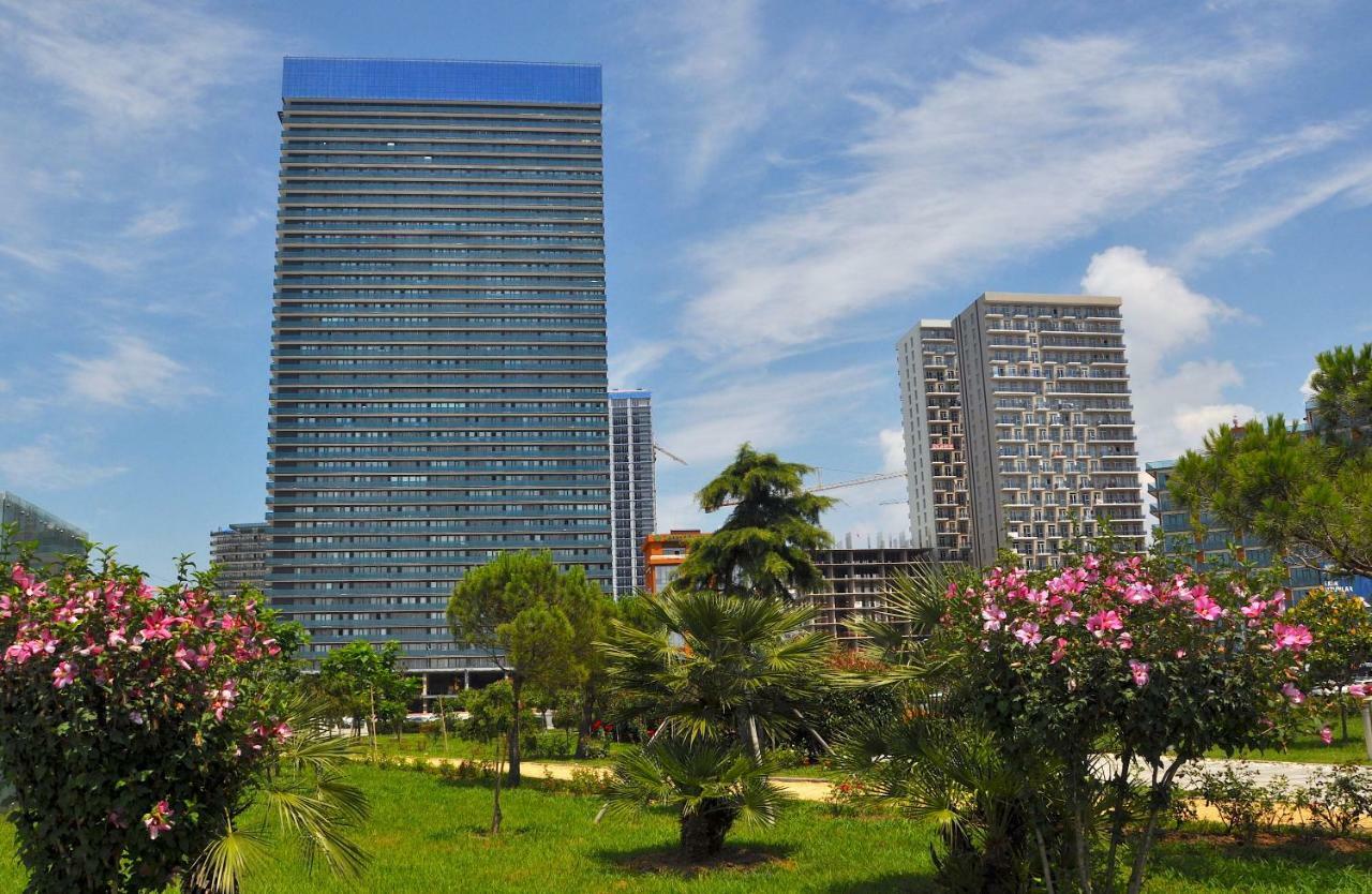 Batumi Orbi Beach Tower Екстериор снимка